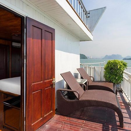 Garden Bay Premium Cruise Hotel Ha Long Luaran gambar
